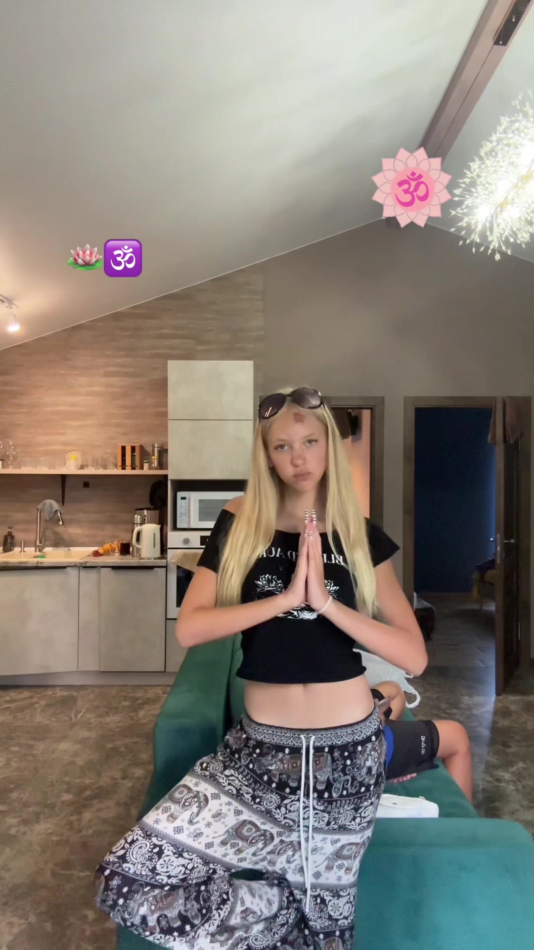 @alisaka