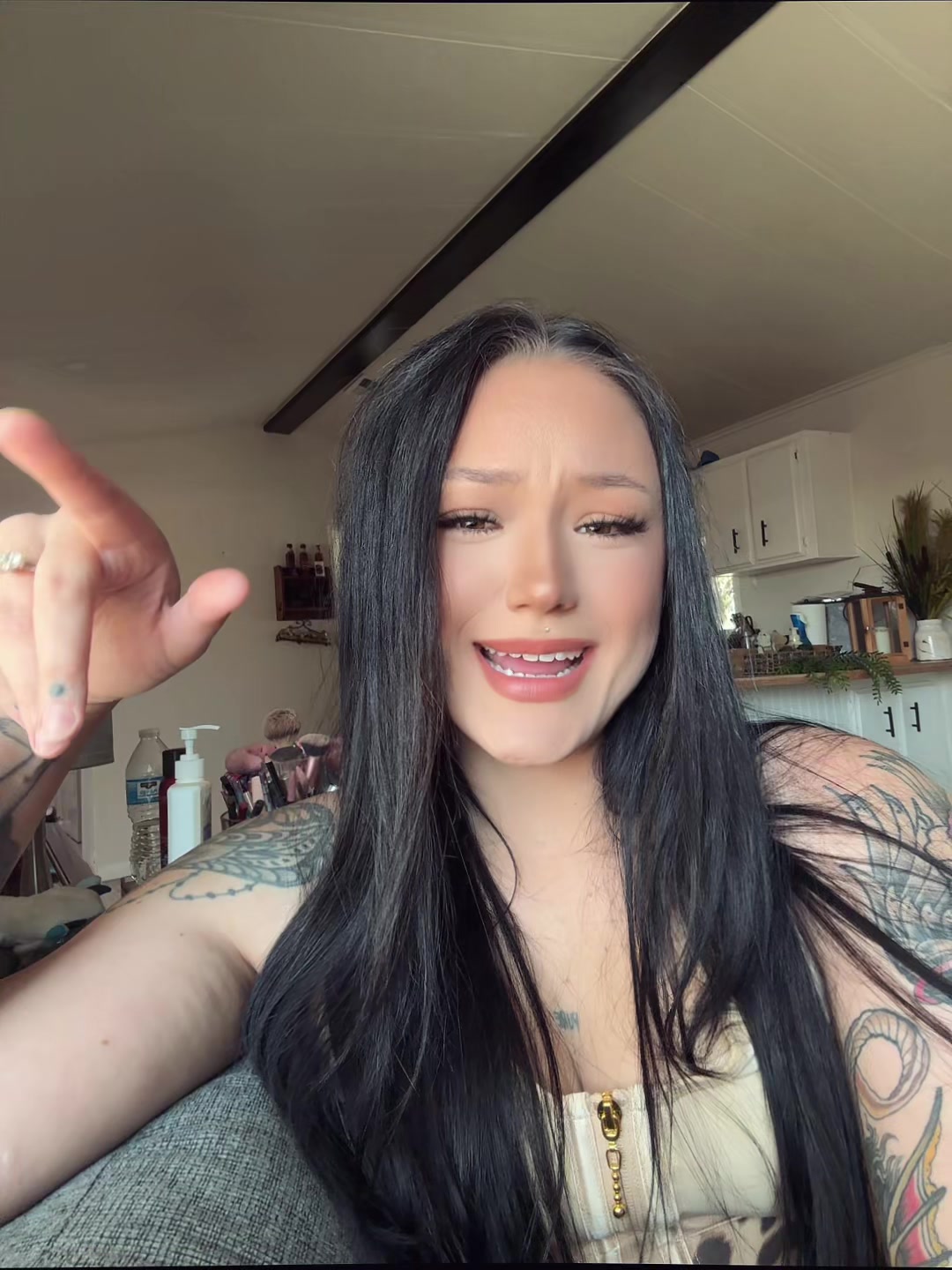 @🧚🏼♀️