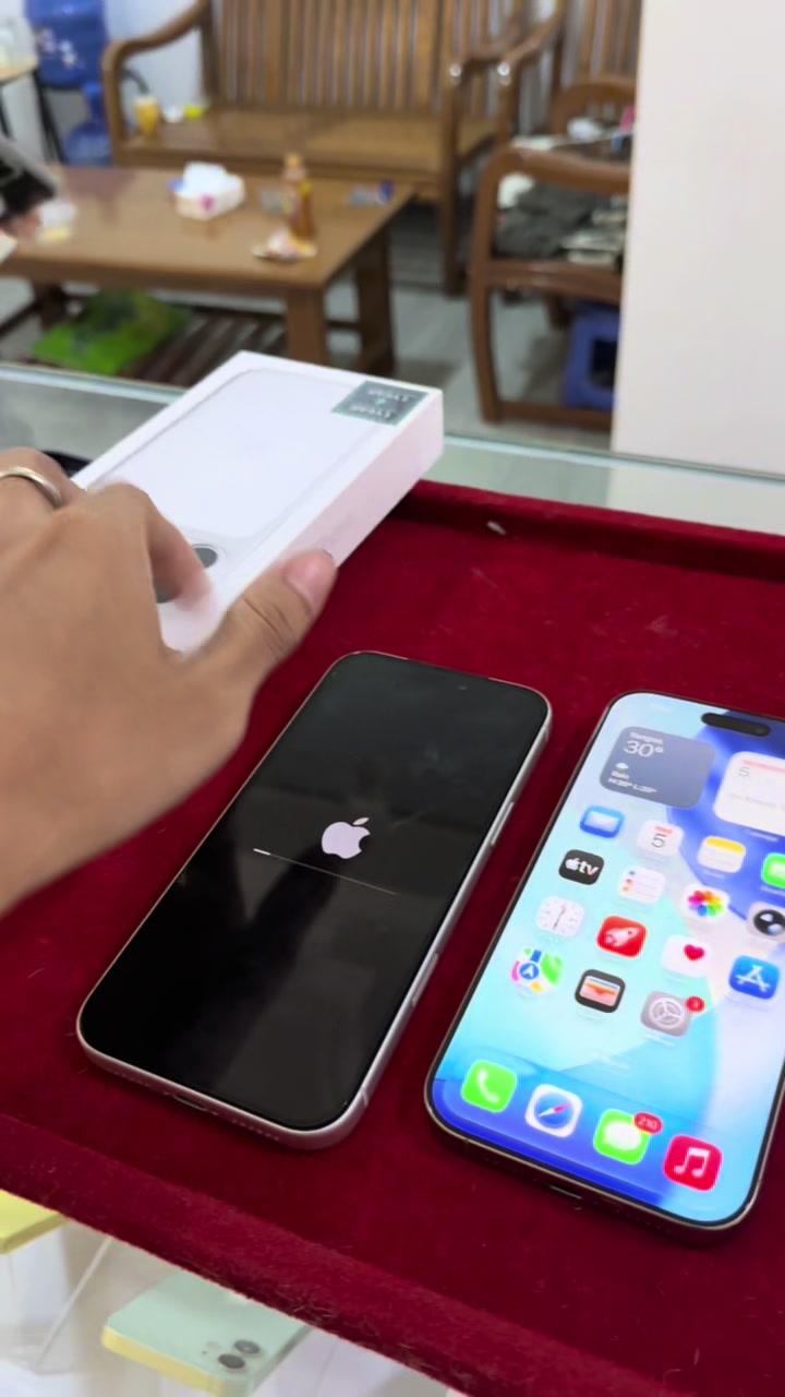 @I Crave  PremiumSecond Mobile