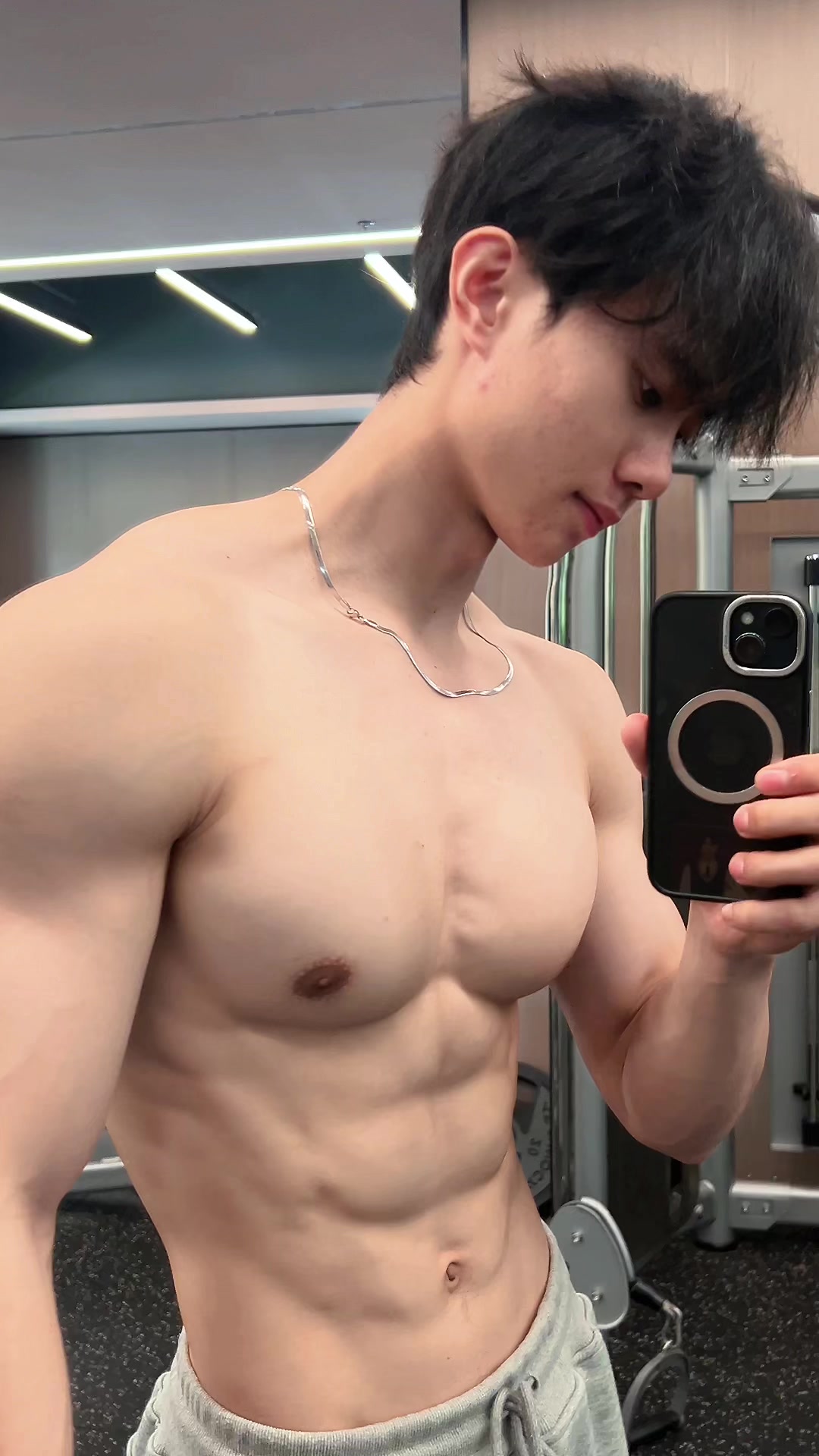 @LAIDOUYIN