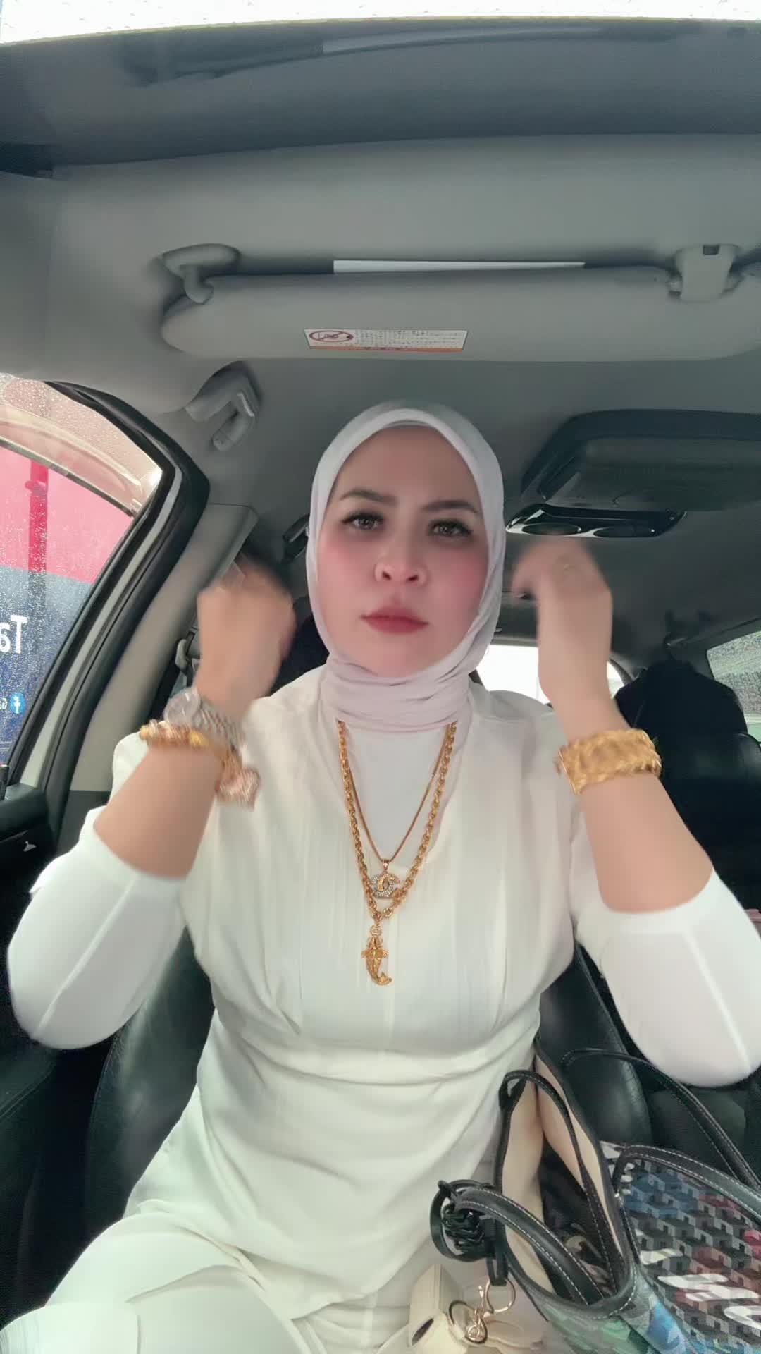 @Miszgemini89