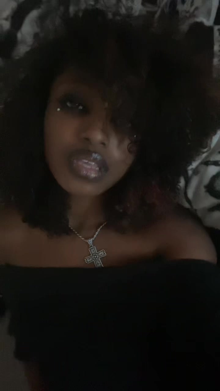 @Zaniya⛓️💥