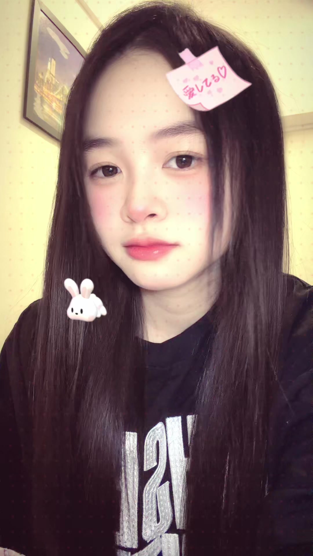 @Tuyết Trinh Ი𐑼 ☃︎
