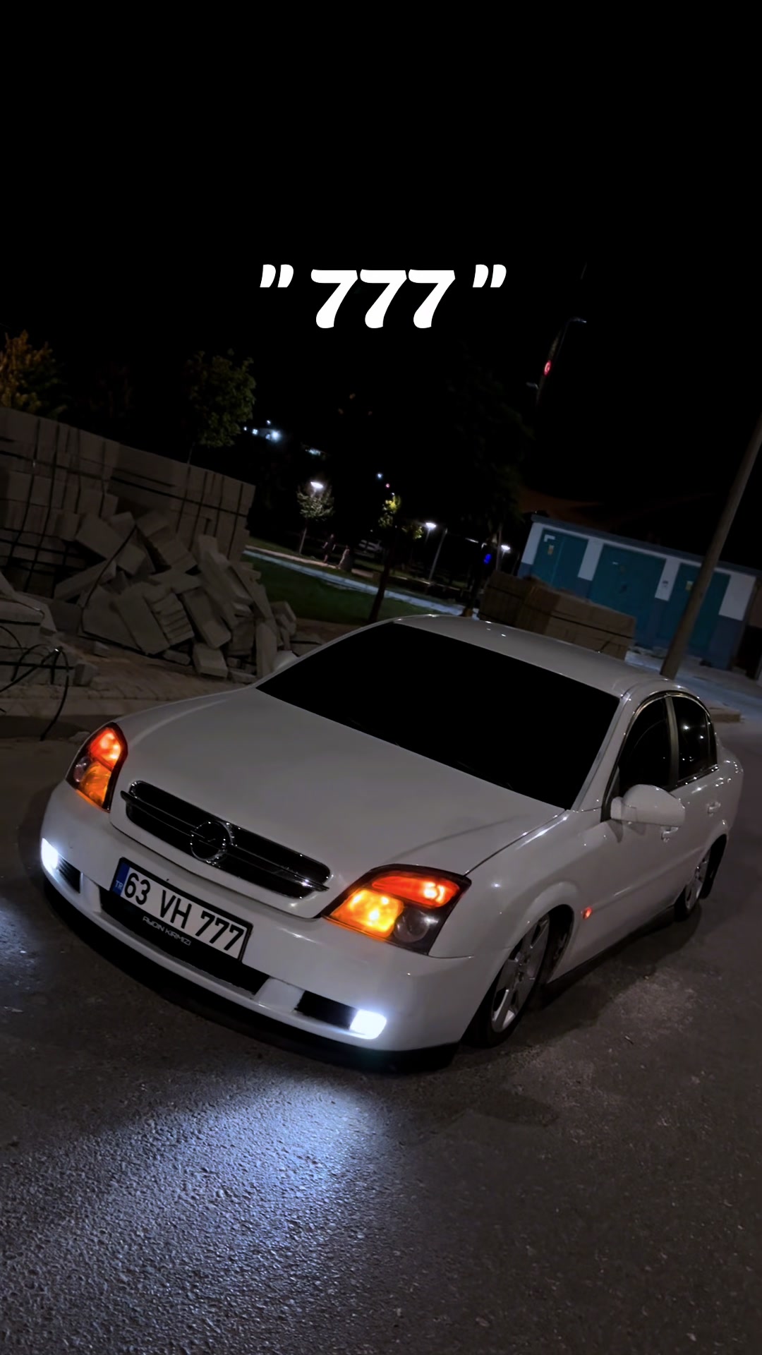 @𝘼𝙔𝘿𝙄𝙉 𝙆𝙄𝙍𝙈𝙄𝙕𝙄 🇹🇷