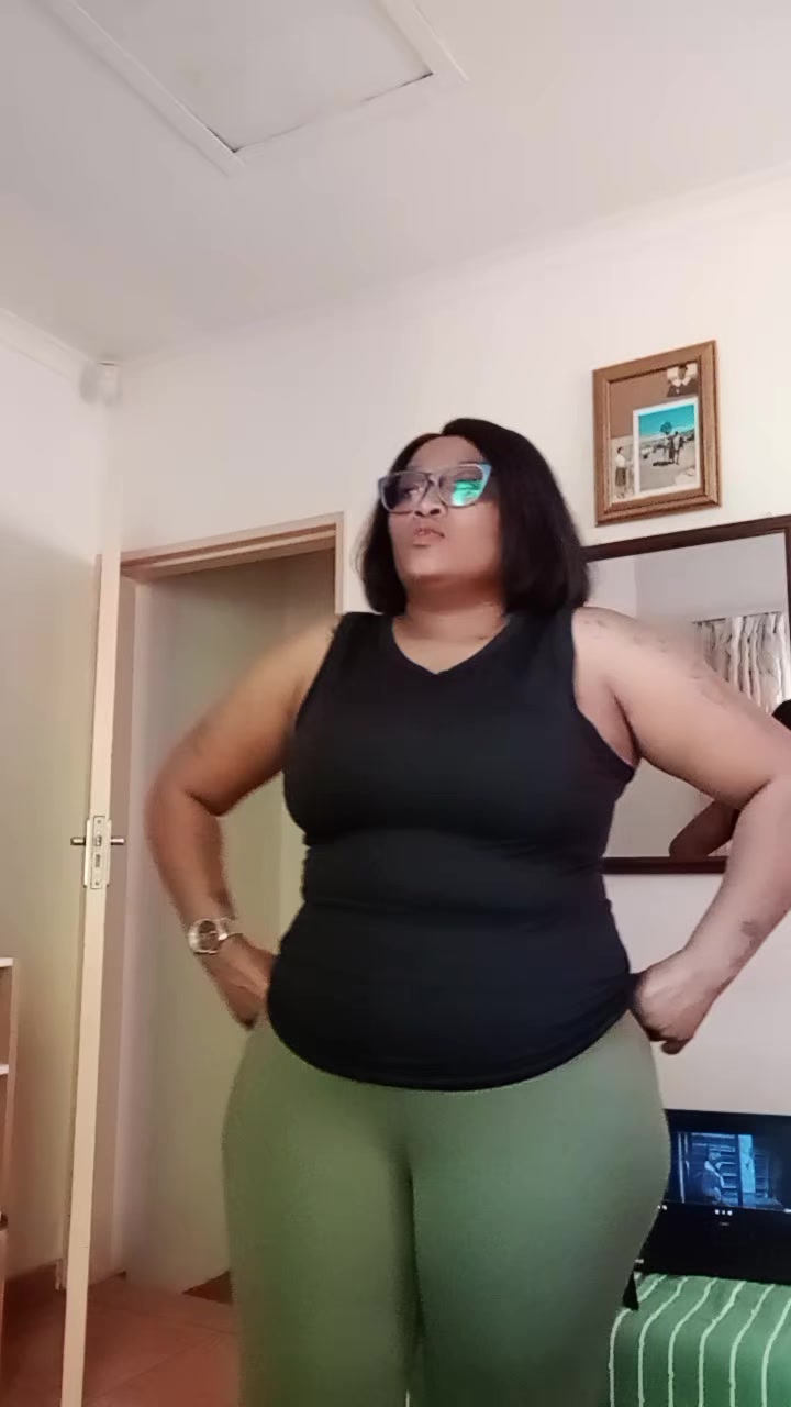@Tee