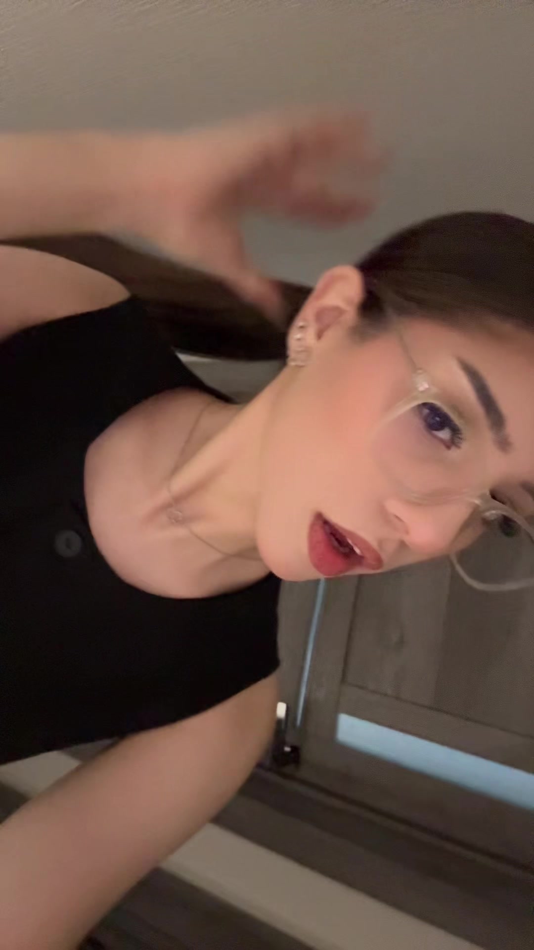 @‘