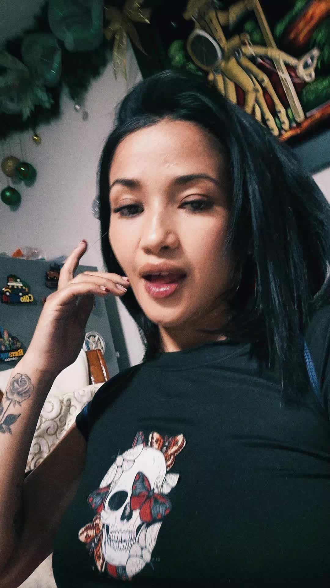 @Niyired V'r🥀