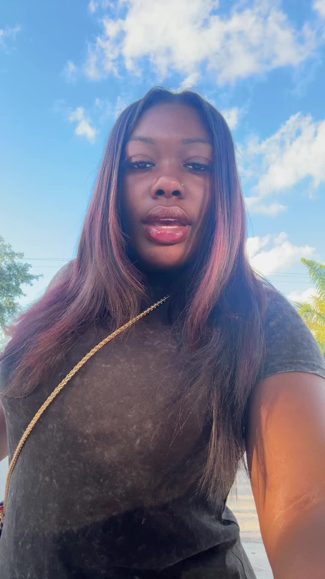 @MelaninMonroe