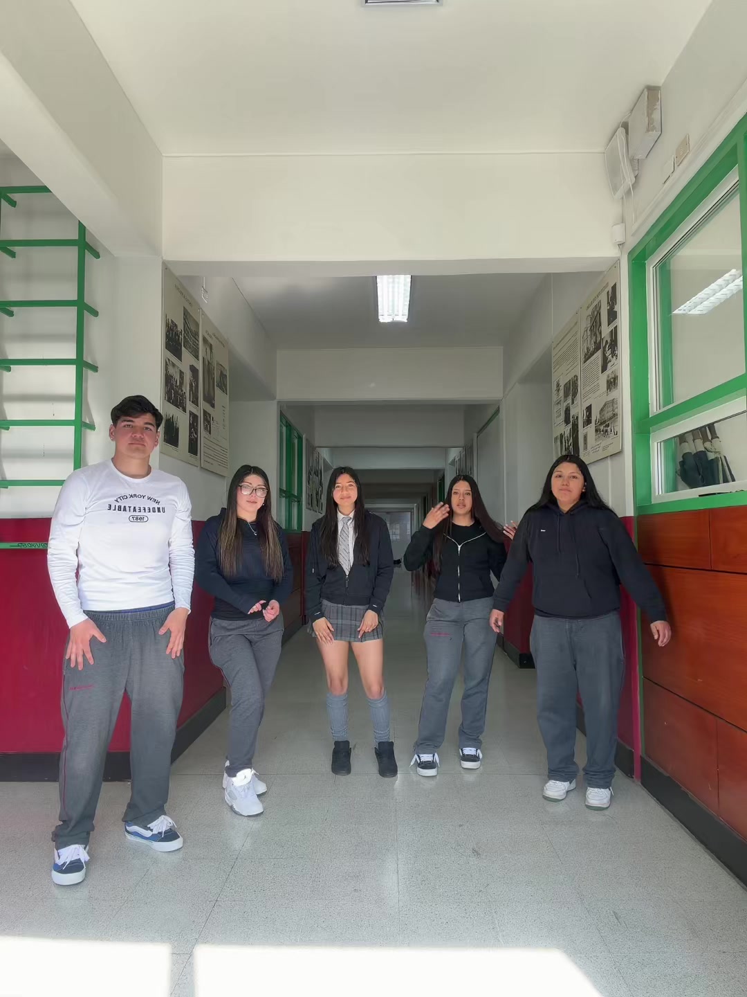 @𝐌𝐚𝐝𝐞𝐬𝐢𝐭𝐚