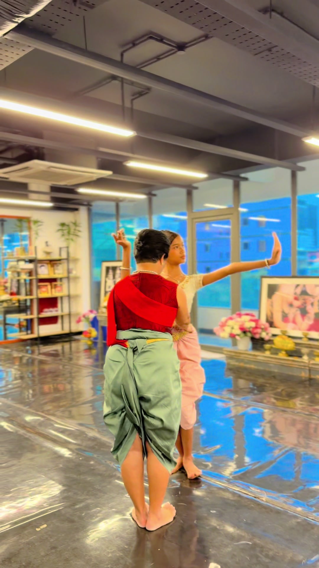 @🇰🇭⚜️លក្ខ័ណយ៉ាទេពី⚜️🇰🇭