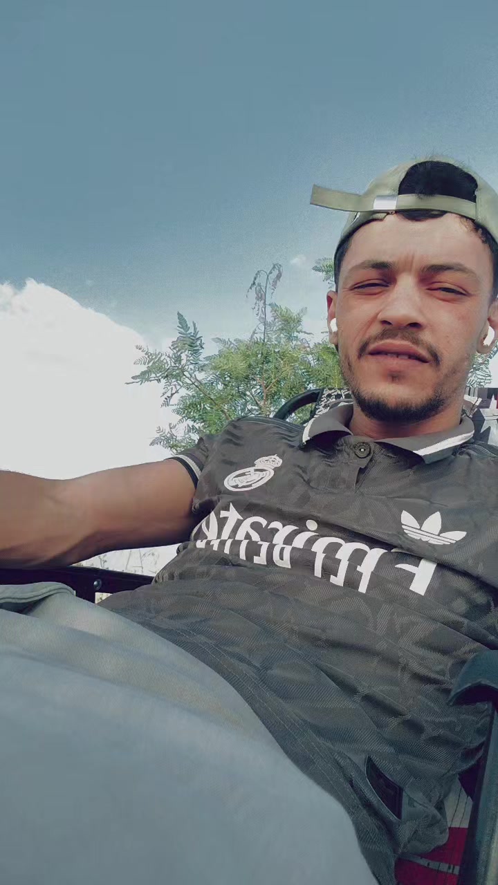 @بوعلام ملياني🇩🇿