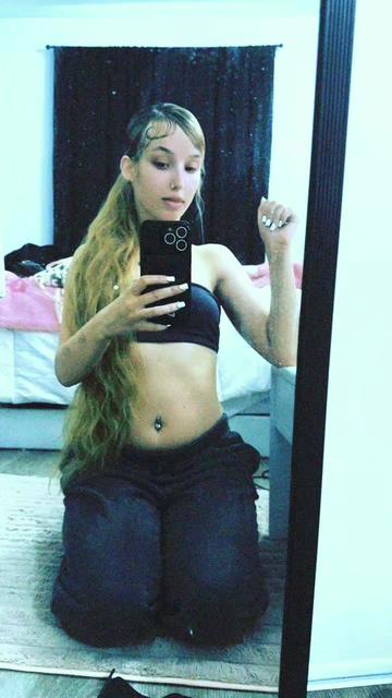 @makennac_
