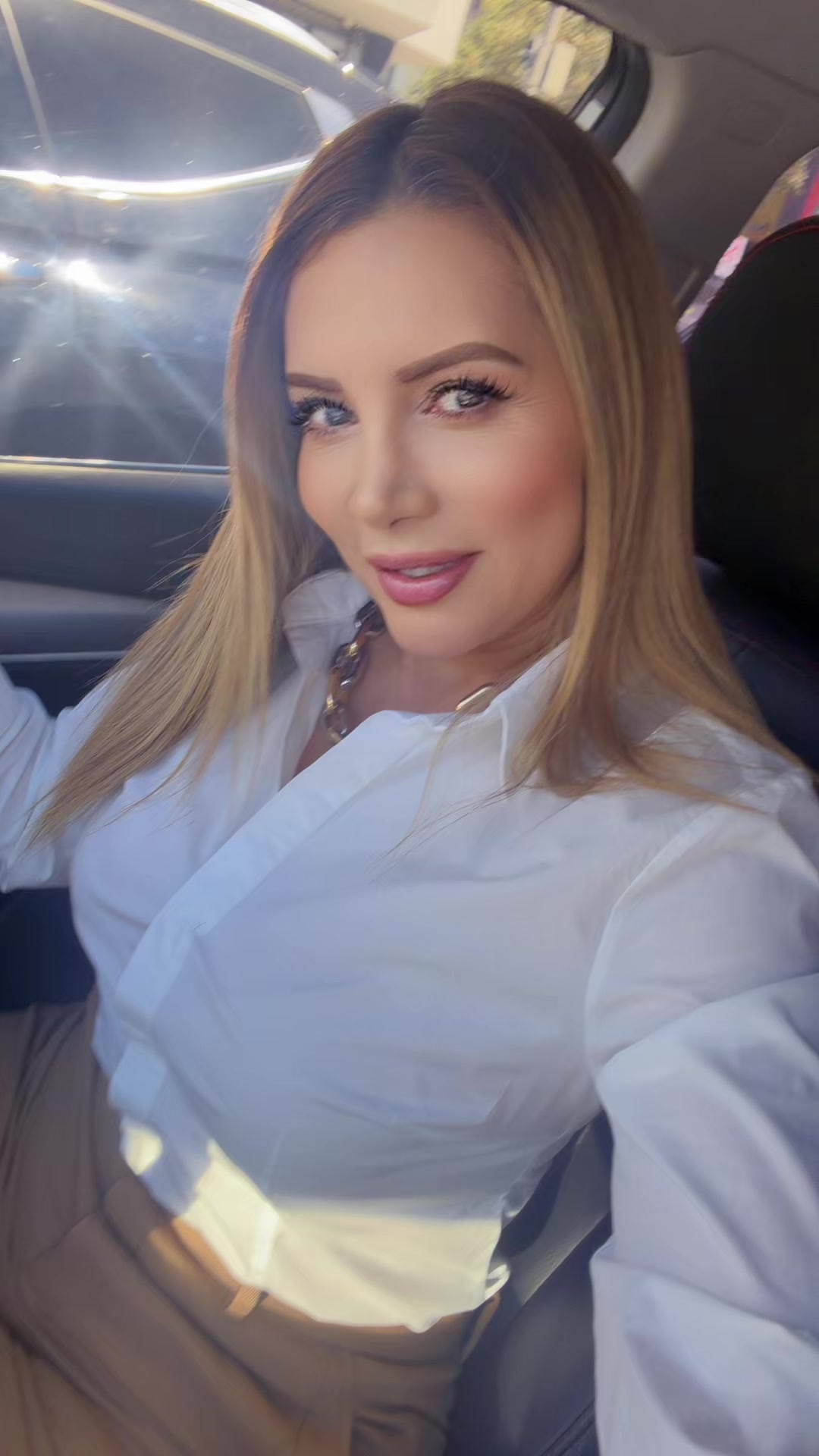 @Anna Karyna