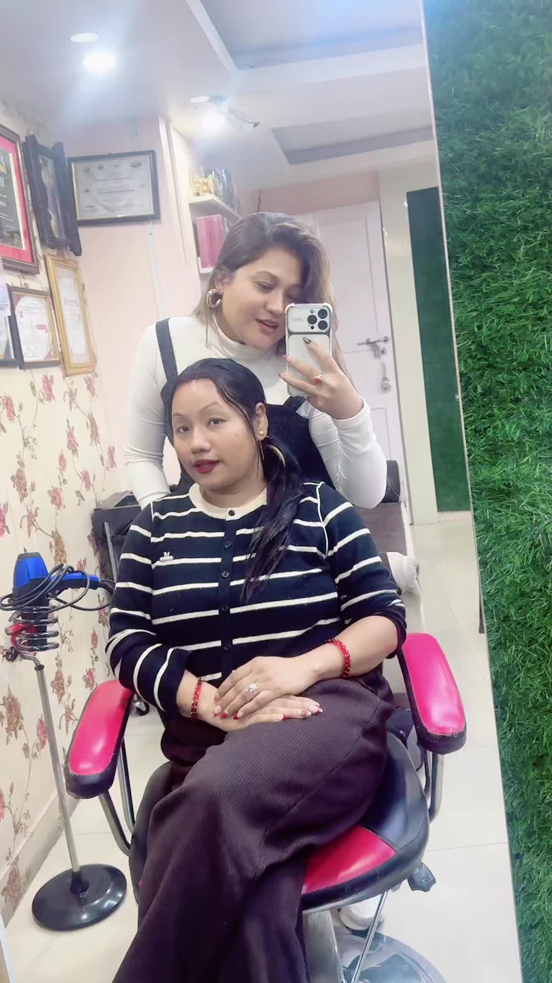 @महारानी👸👑