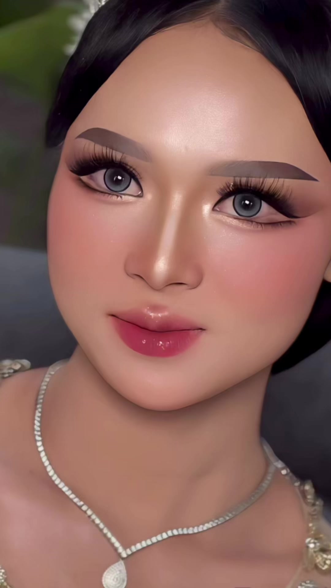 @idamakeuppati