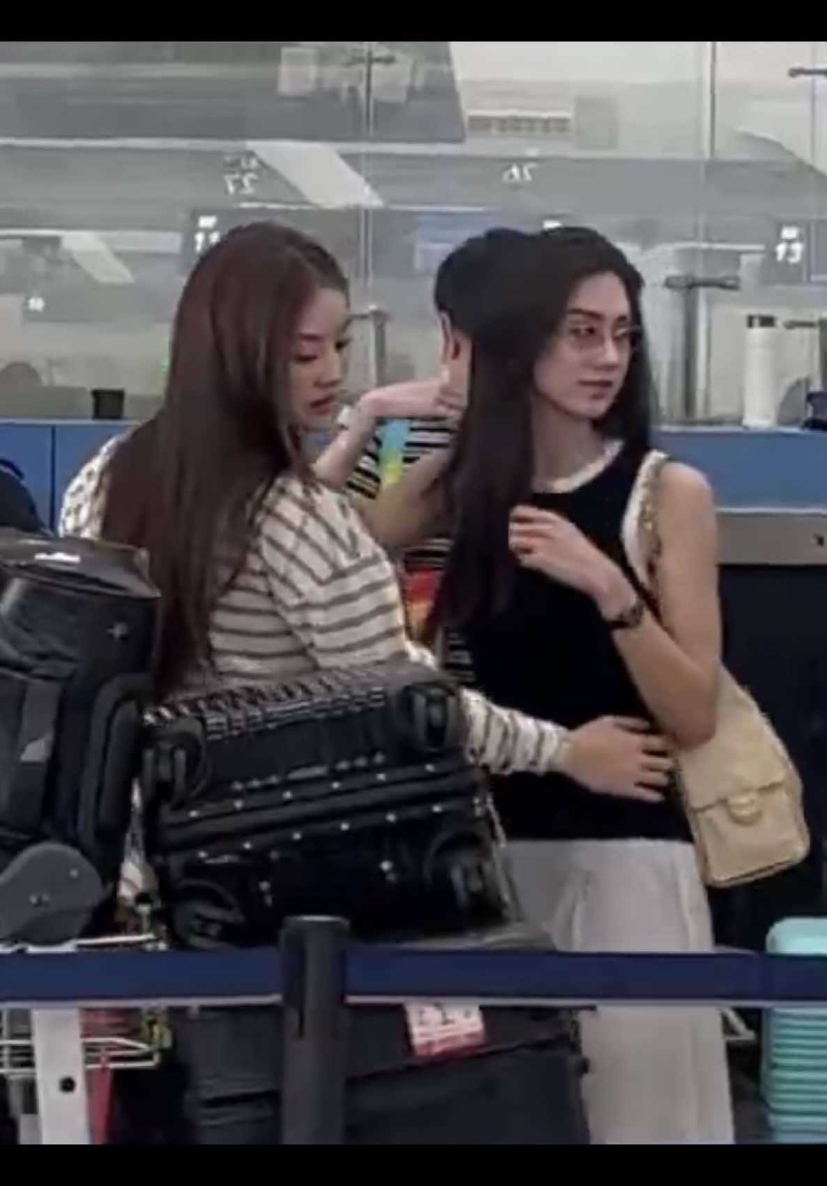 @แตหกหข ๐๐๐๐๐๐๐๐๐