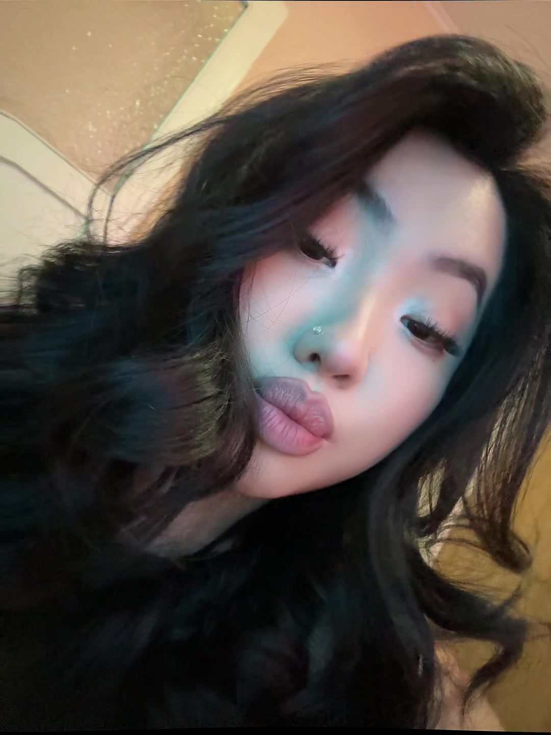 @Kmkris_
