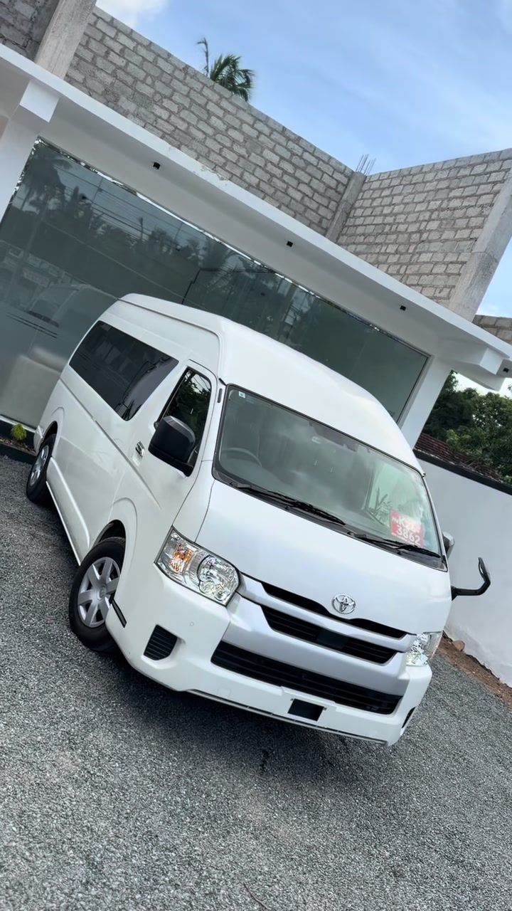 @hussain_hameed 🏎️