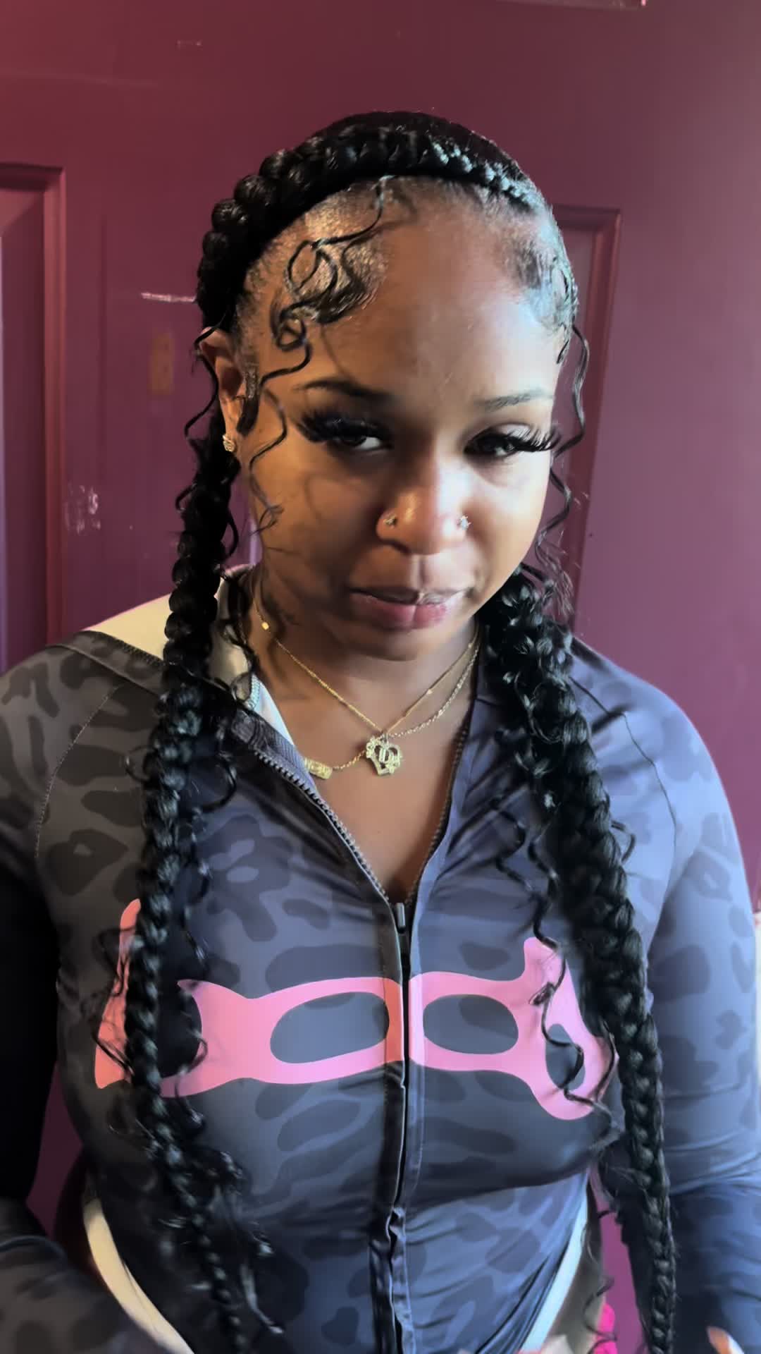 @TrishaLovePink