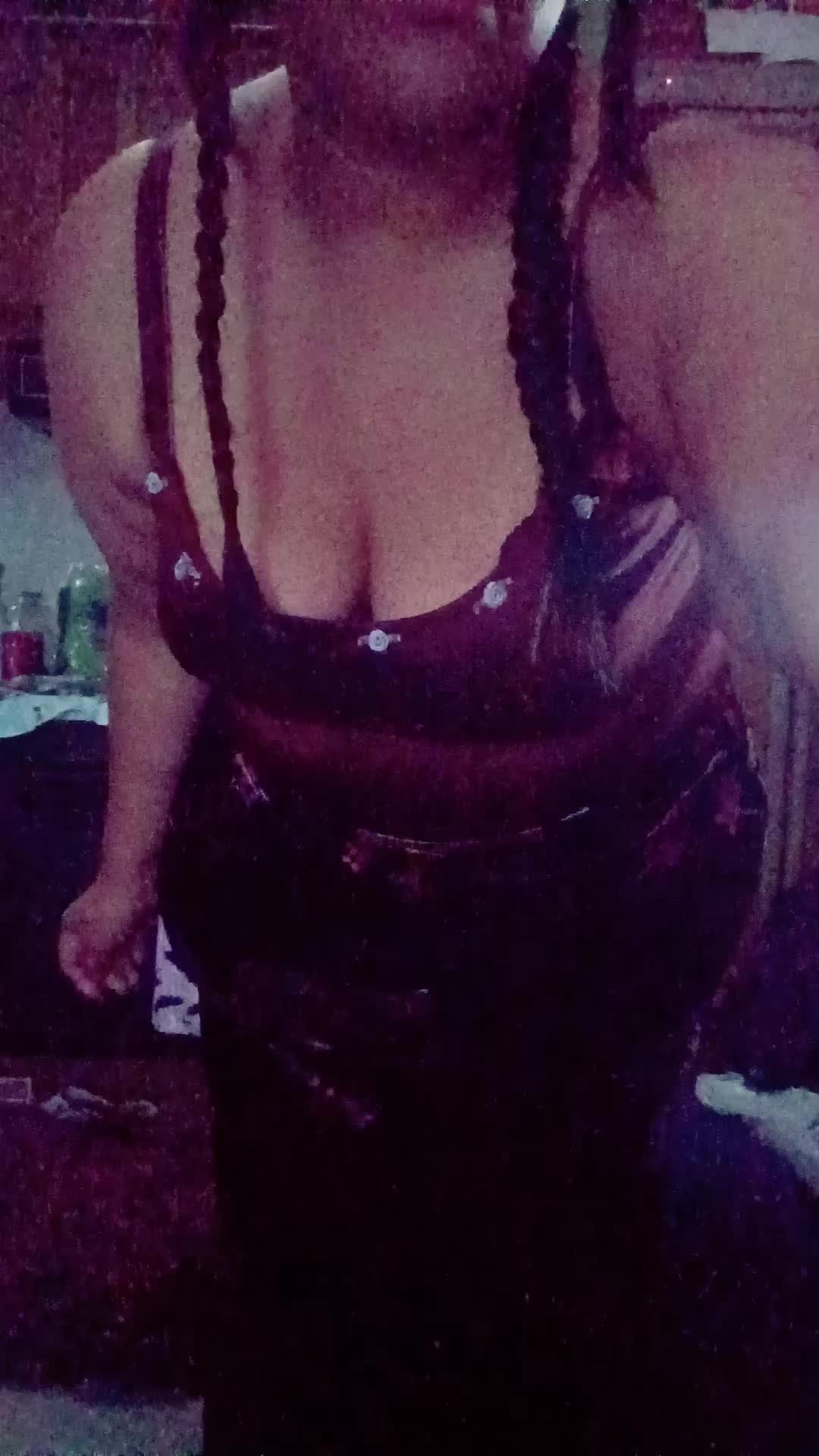 @hopelessrhia