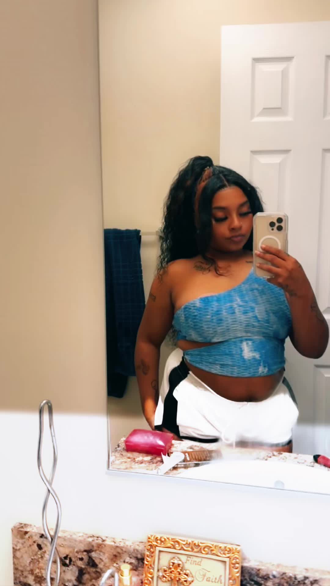 @theyenvyyy.cece🤭🤝