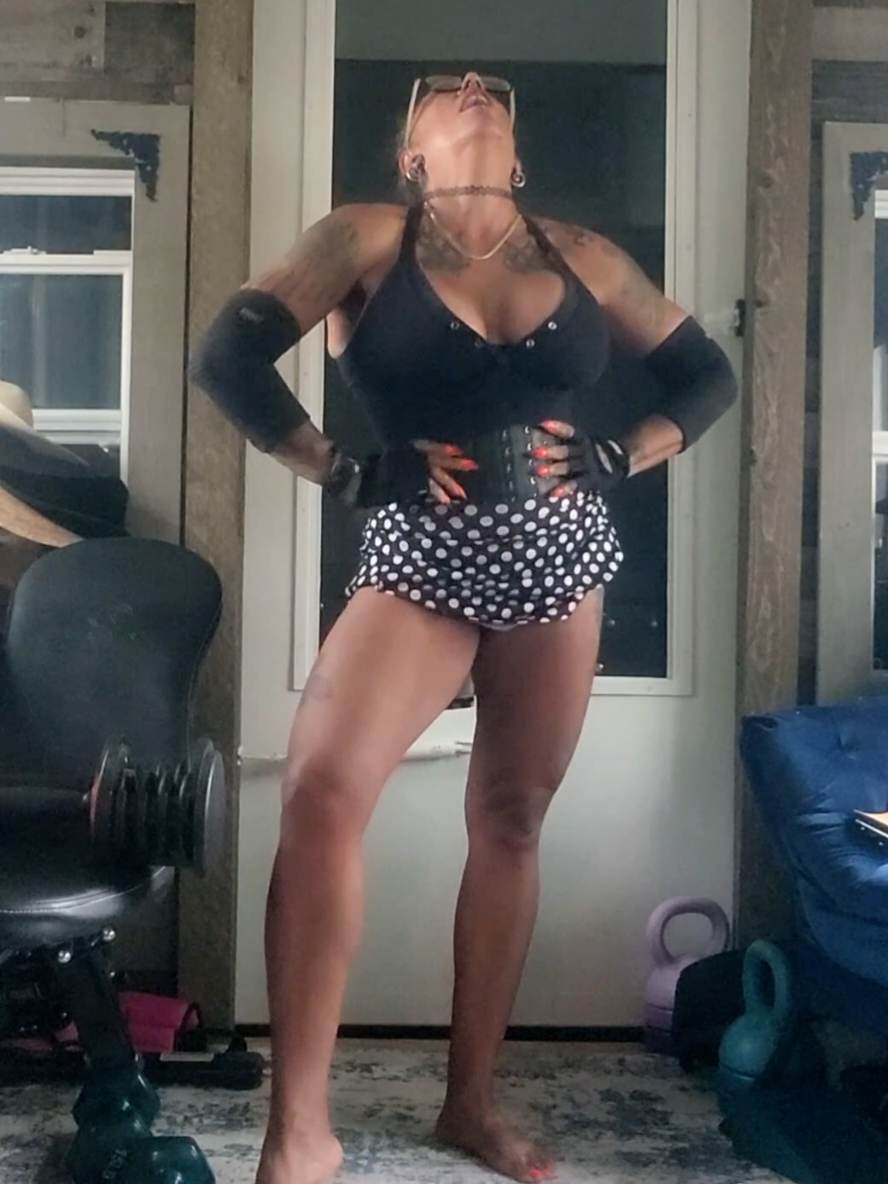 @Cyndi_Irie Fit
