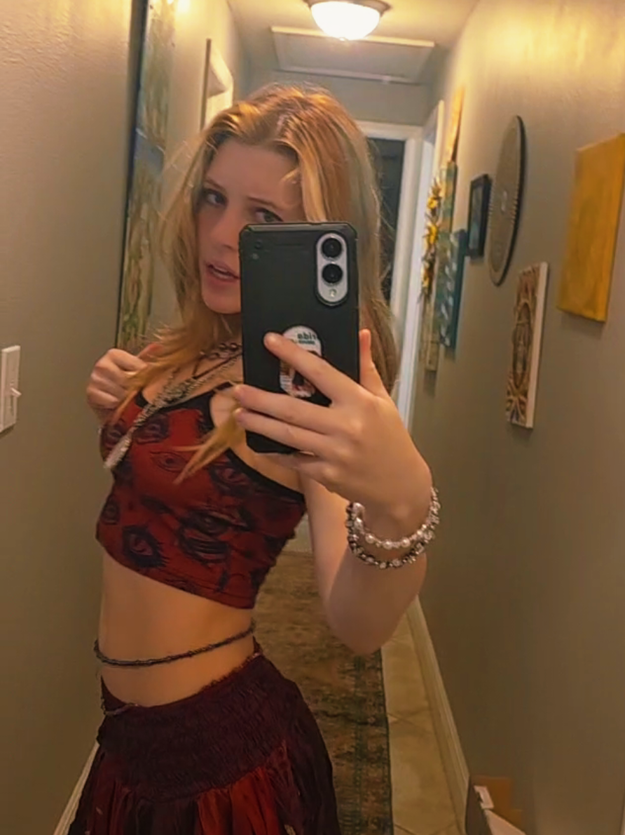 @Jaylee_exists