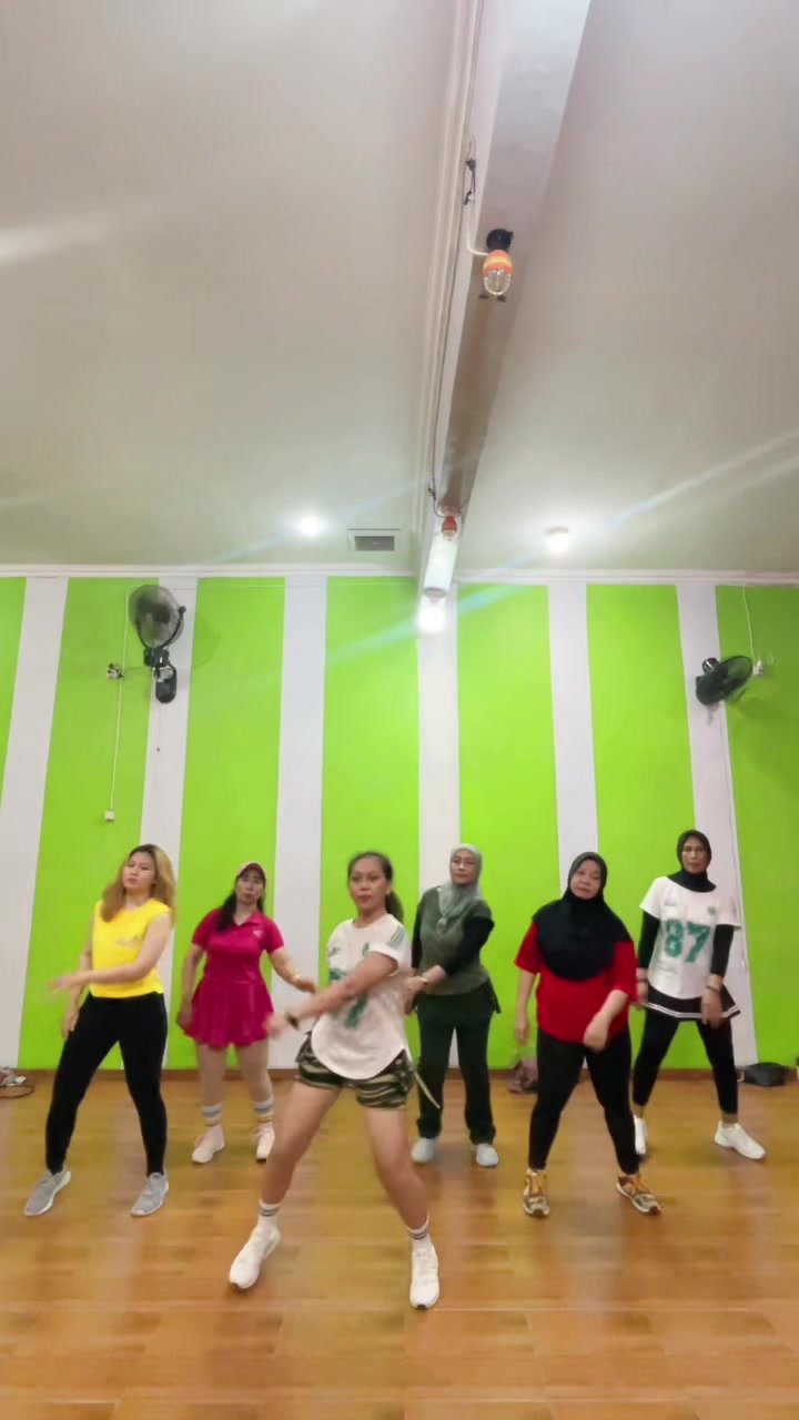 @Titi titi aerobic