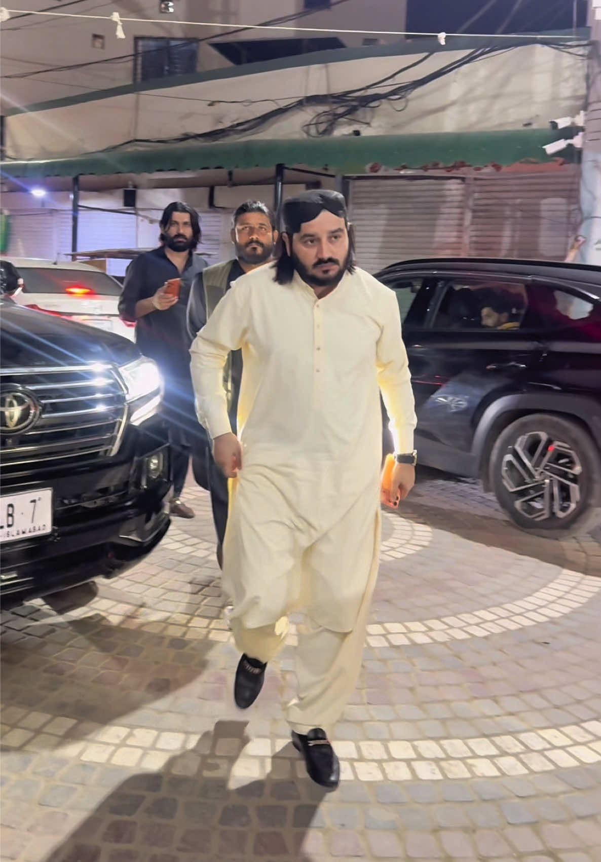 @🇵🇰sahibzada waqar sultan✅