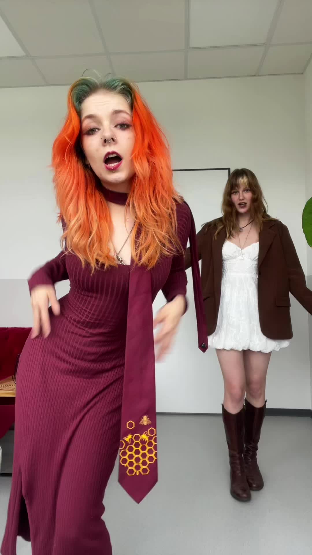 @TheHatterWoman