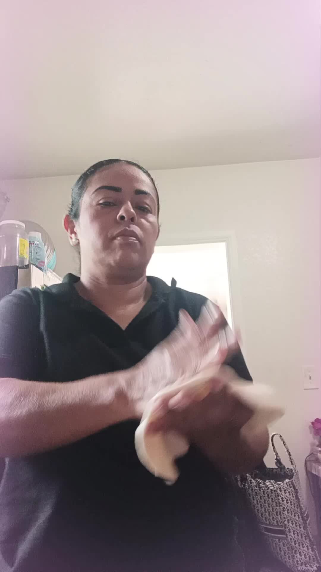 @Elisa