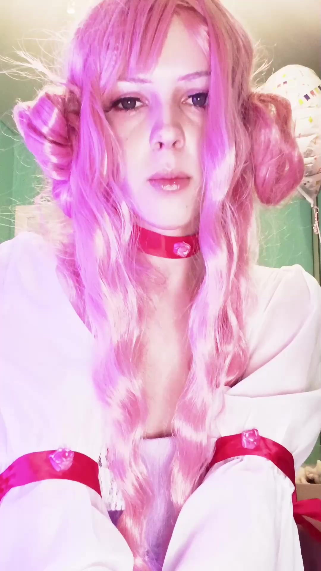 @r3.n0y2
