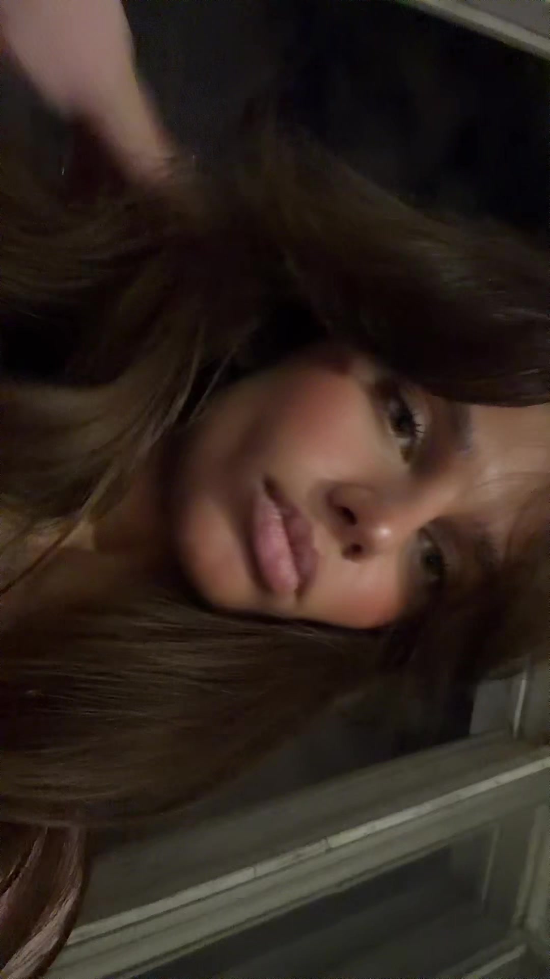 @Vi