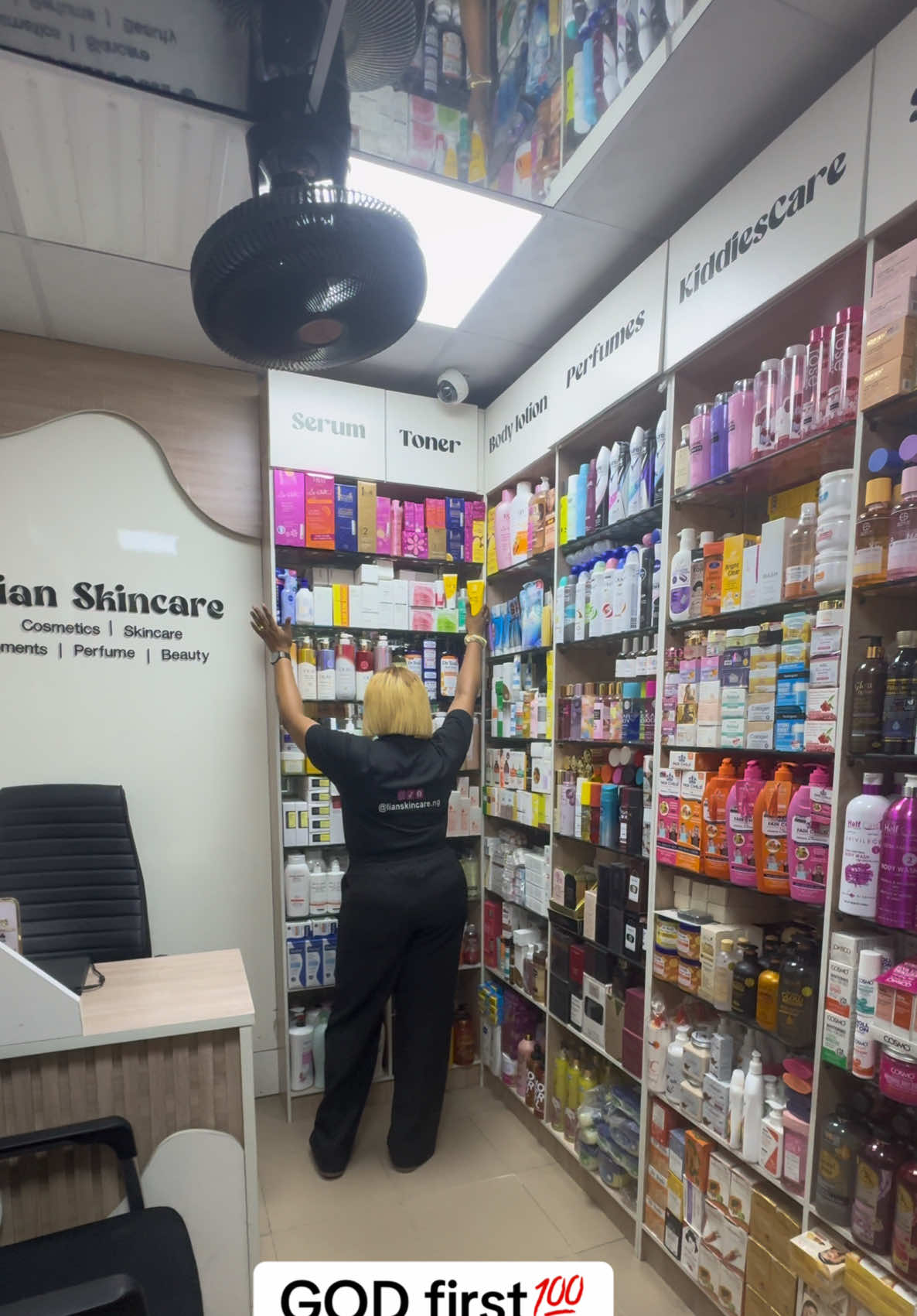 @SKINCARE VENDOR IN TRADE FAIR