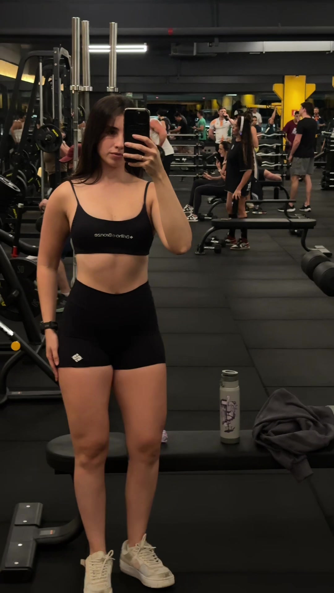 @larah_chris