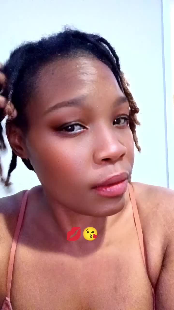 @lilpeaches