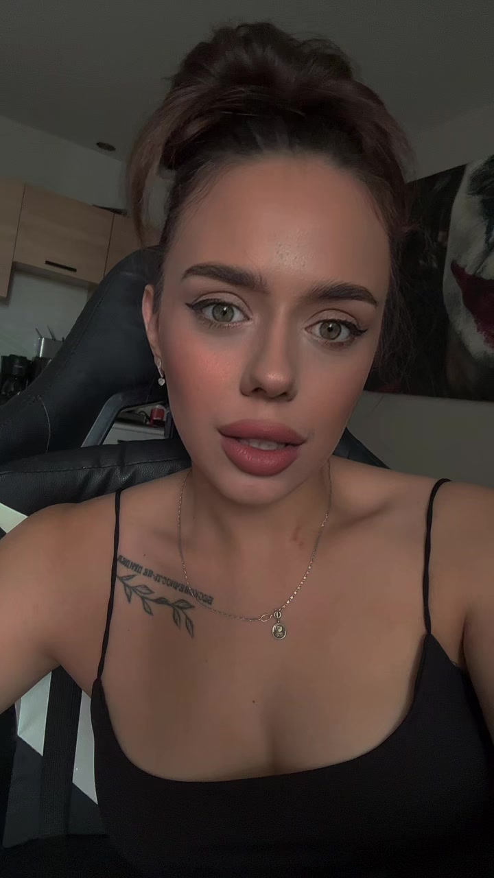 @Nana_8734