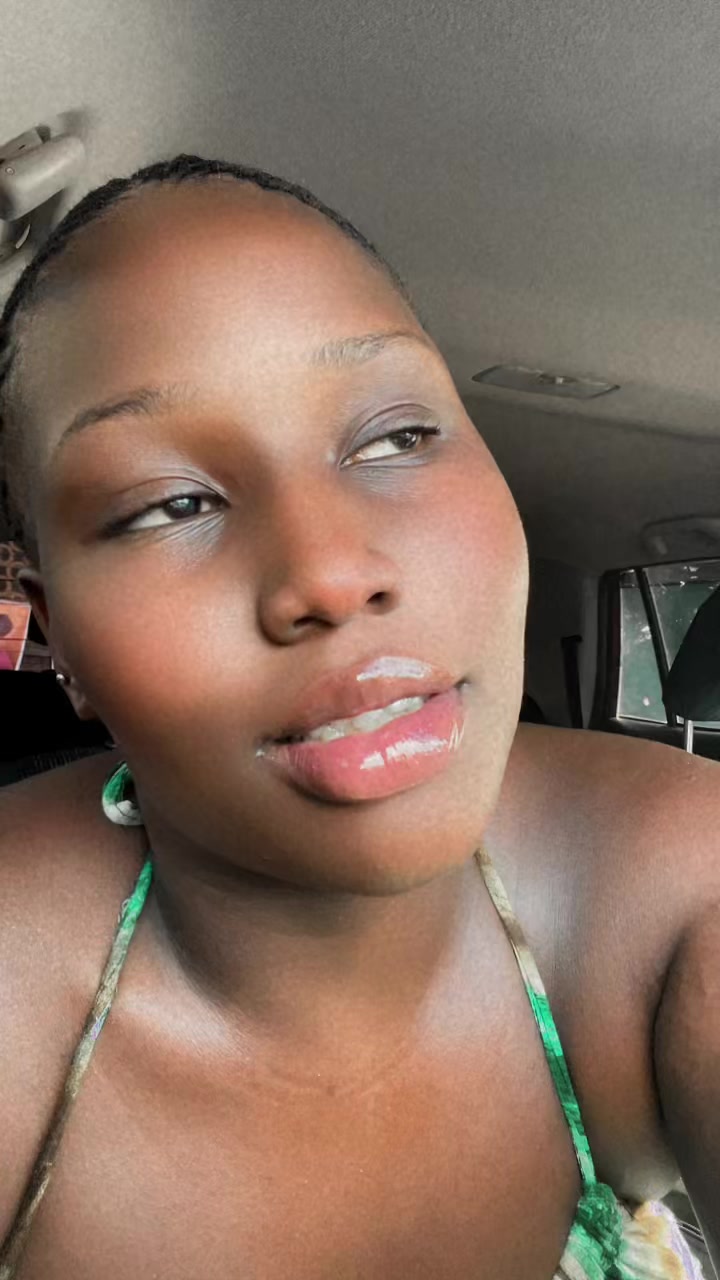 @Miss curvy 🥰