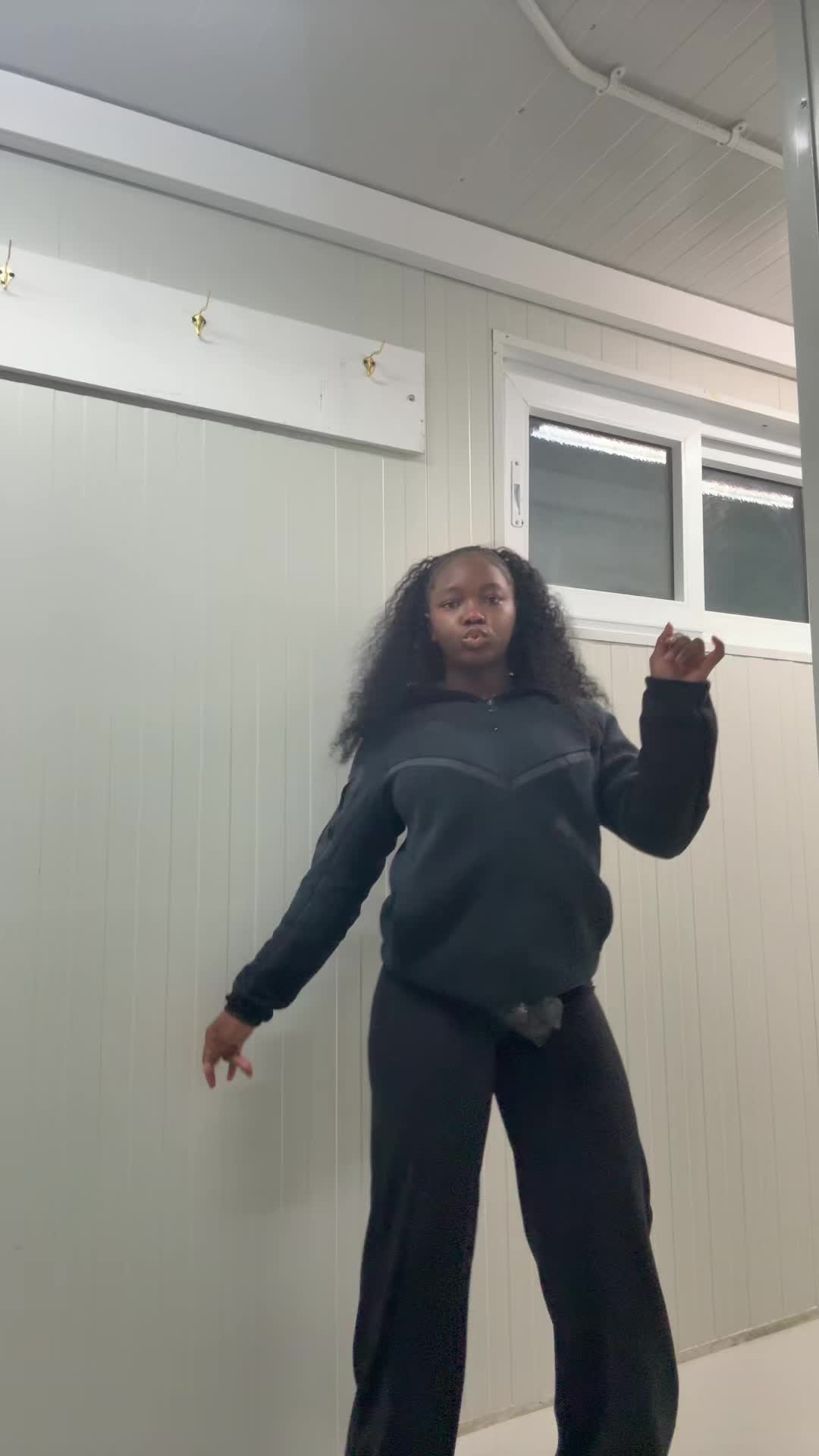@yana