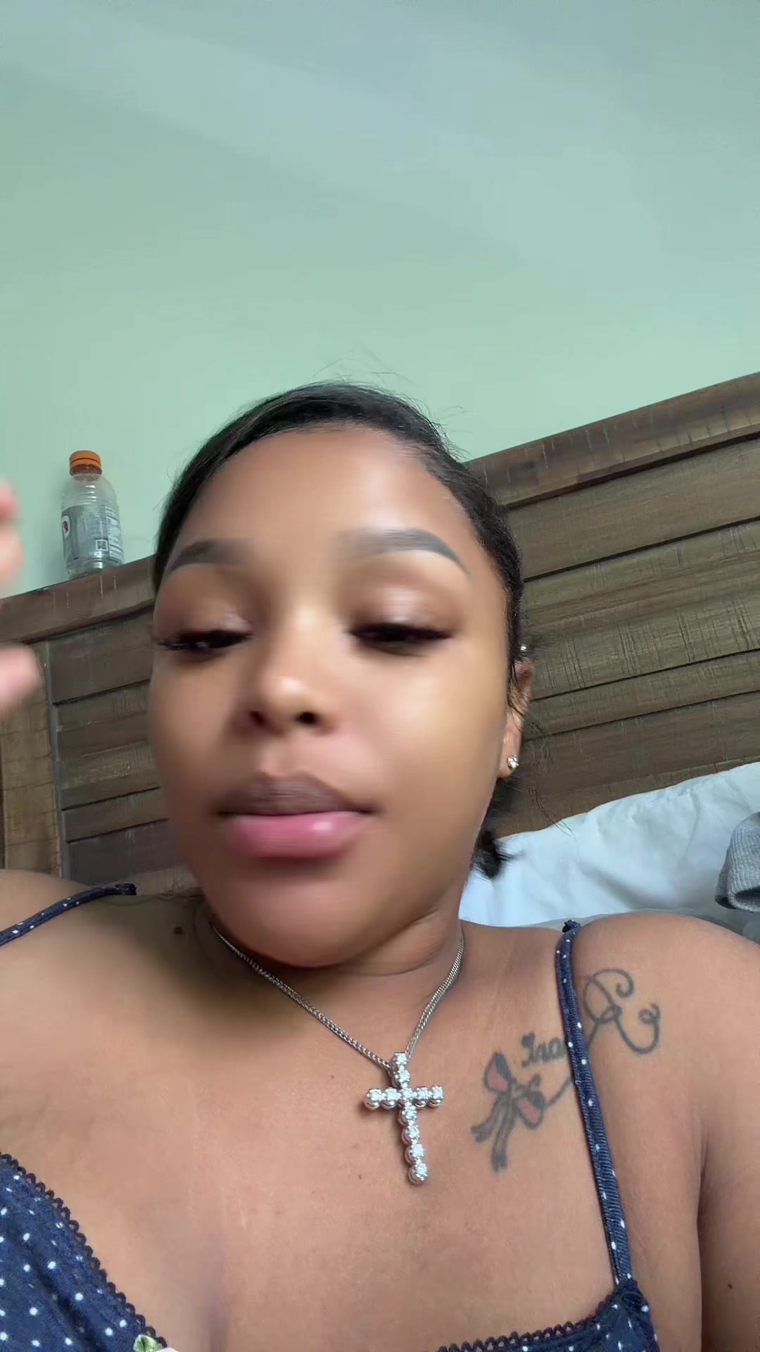 @mrsracqel