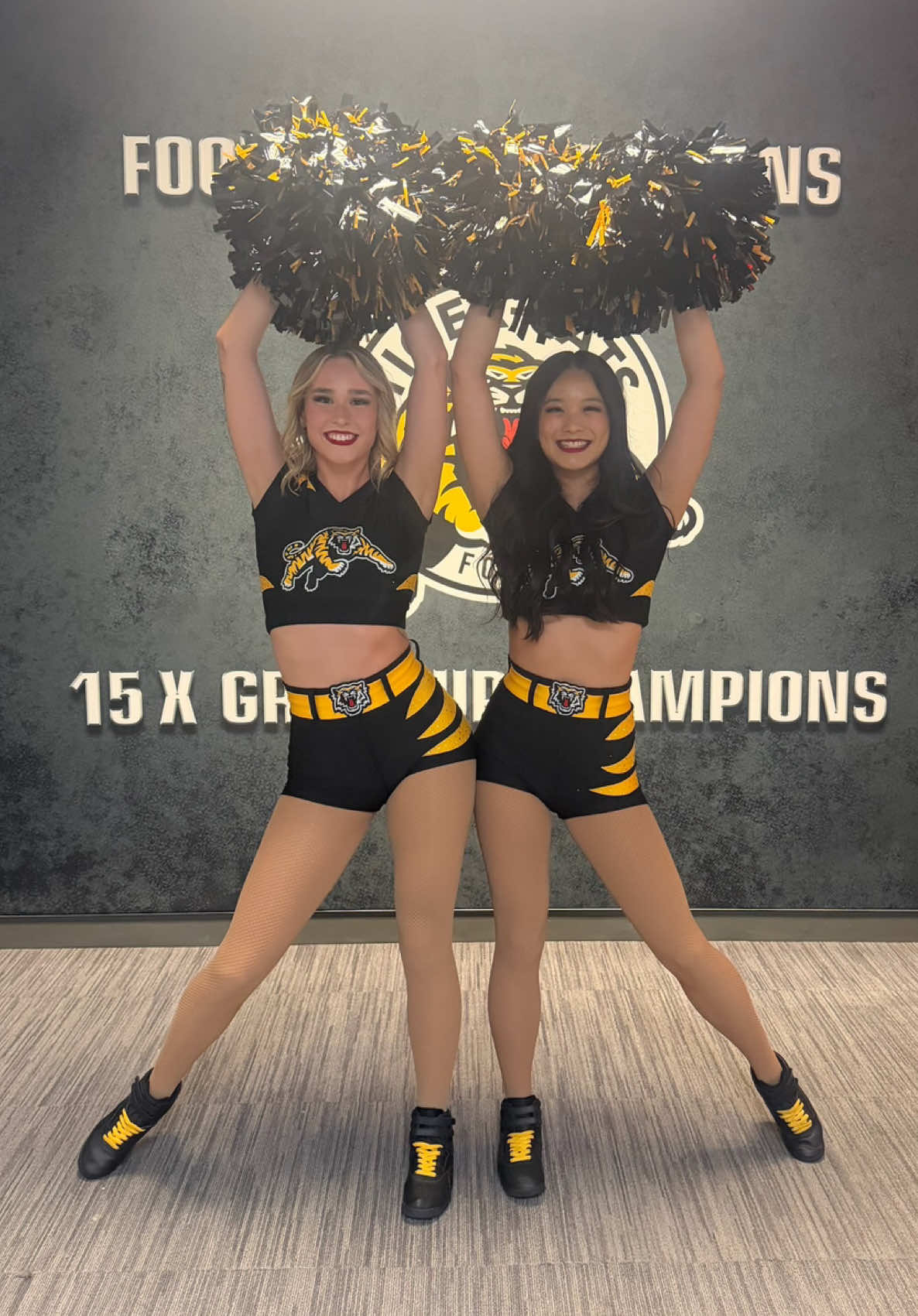 @TICATS DANCE & CHEER