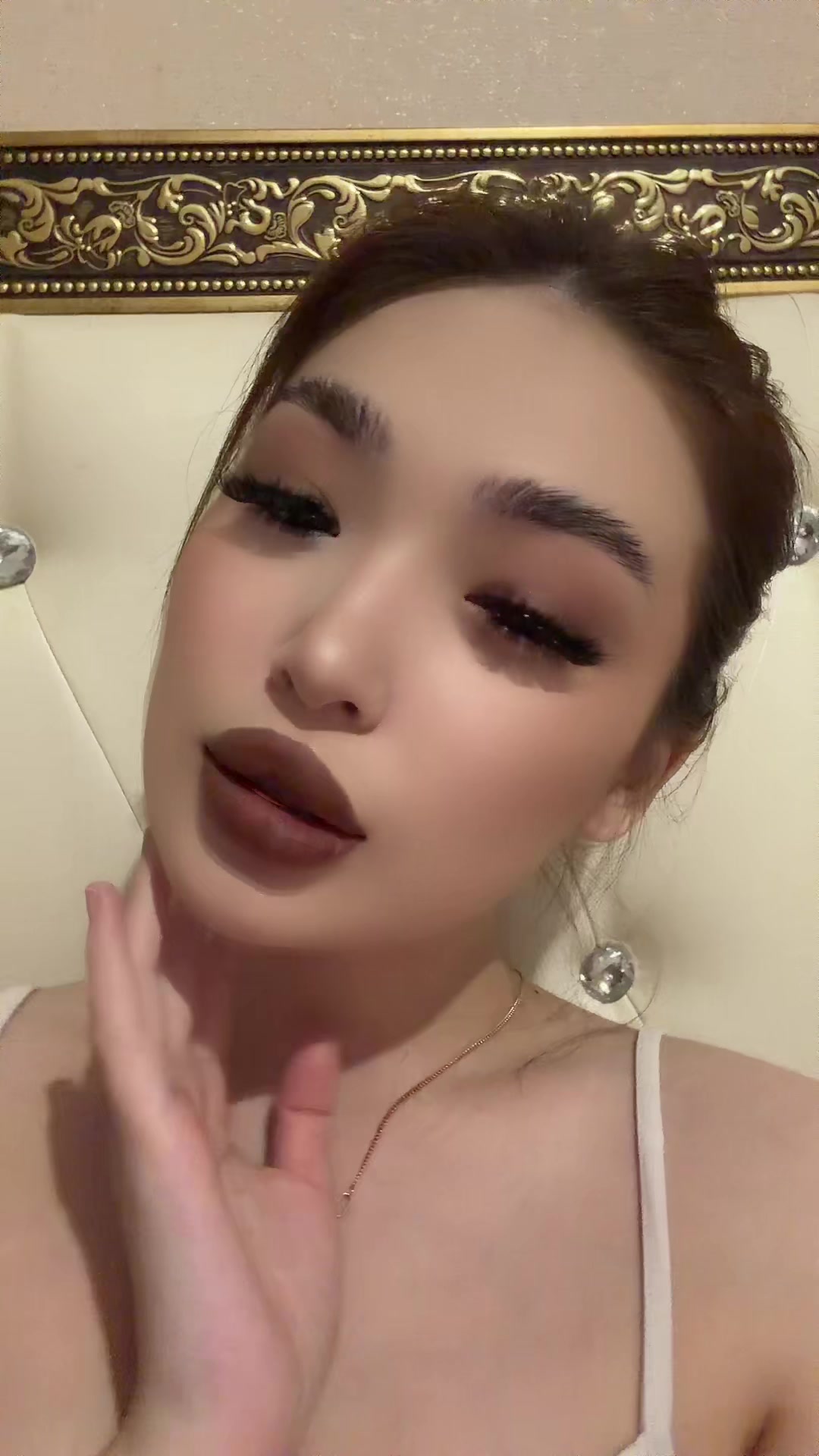 @Aeek 🌙