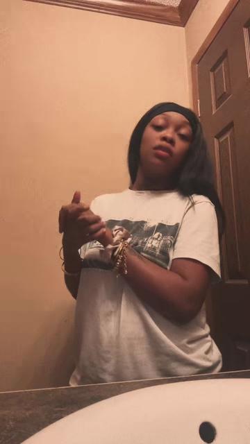 @thatmfnshanicee