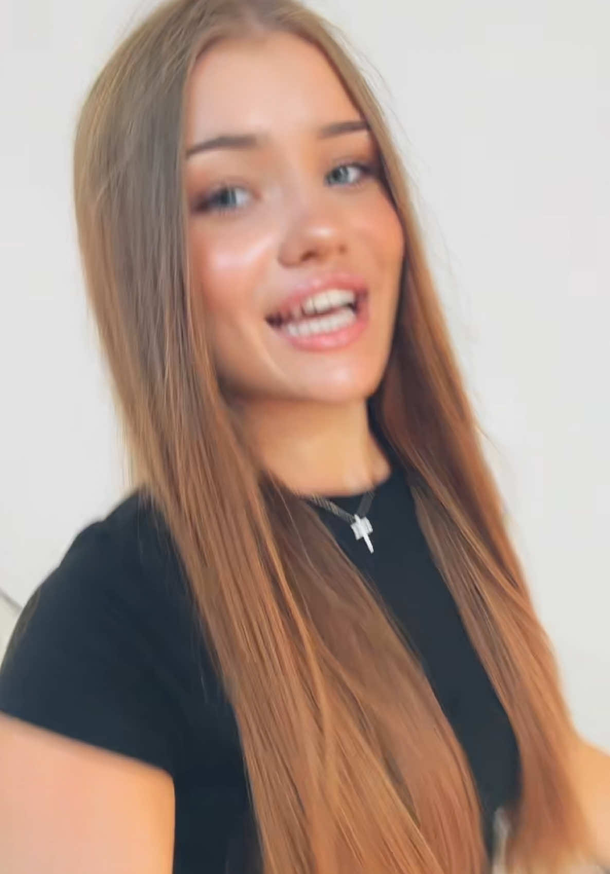 @Yuliia Hodunko