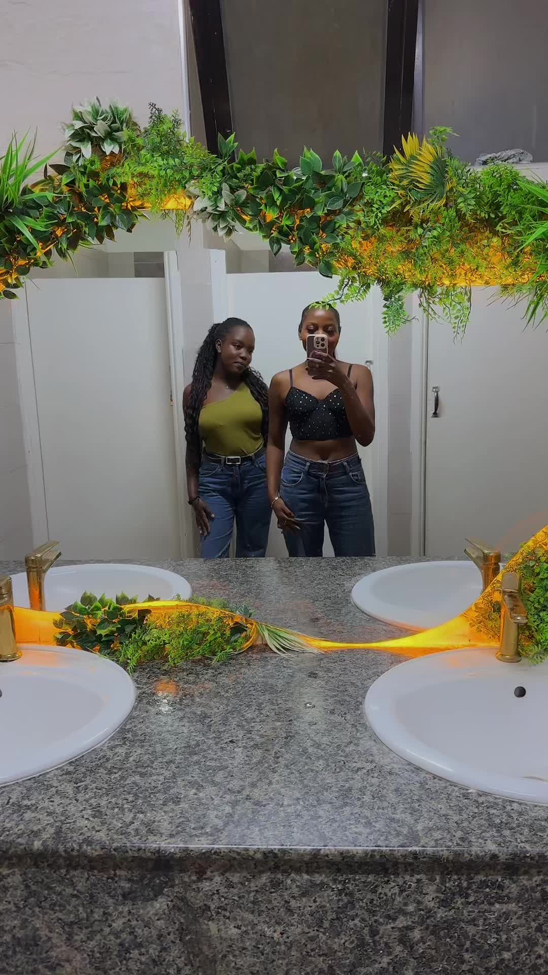 @_simplyfemale