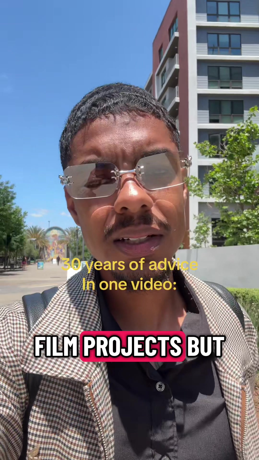 @KHALFANI (UGC CREATOR / ACTOR)
