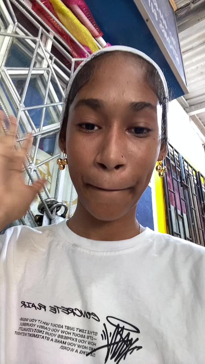 @𝒞𝒶𝓁𝒾🫧🪷