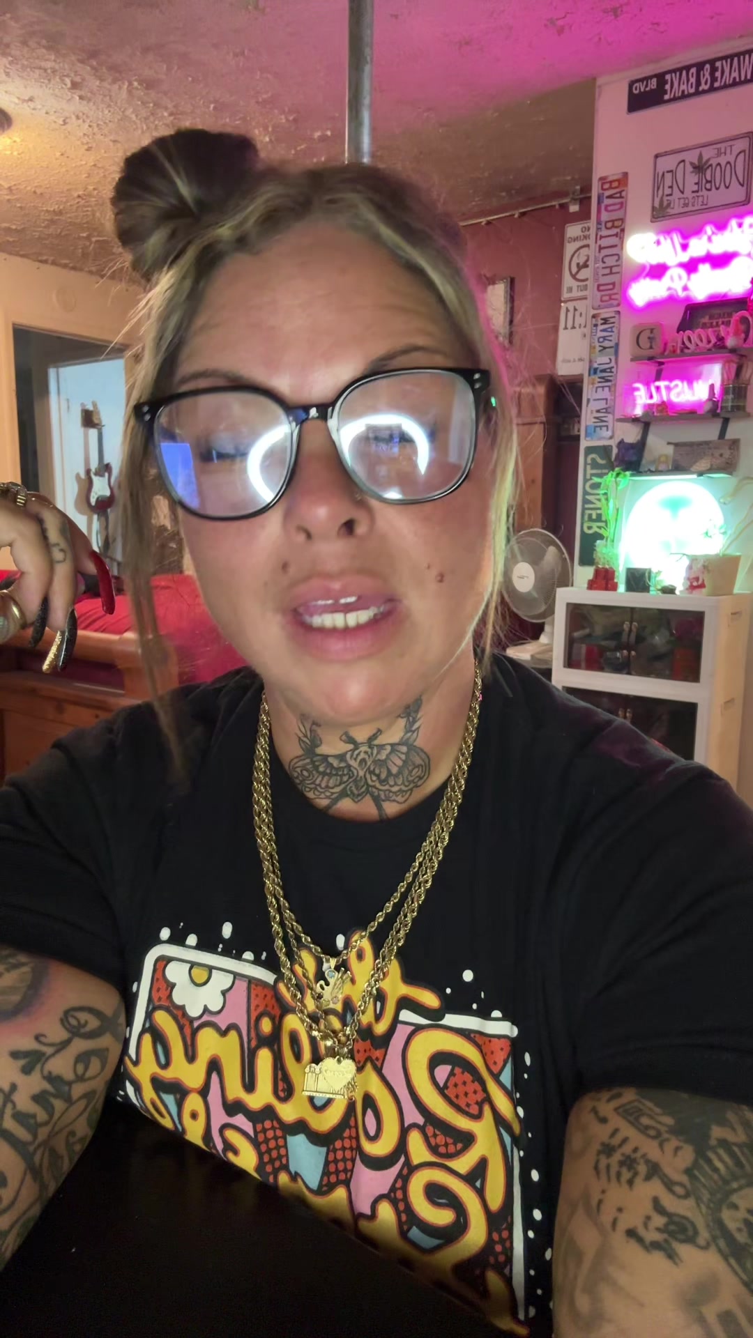 @Tattedstonermom🫧🤞🏼