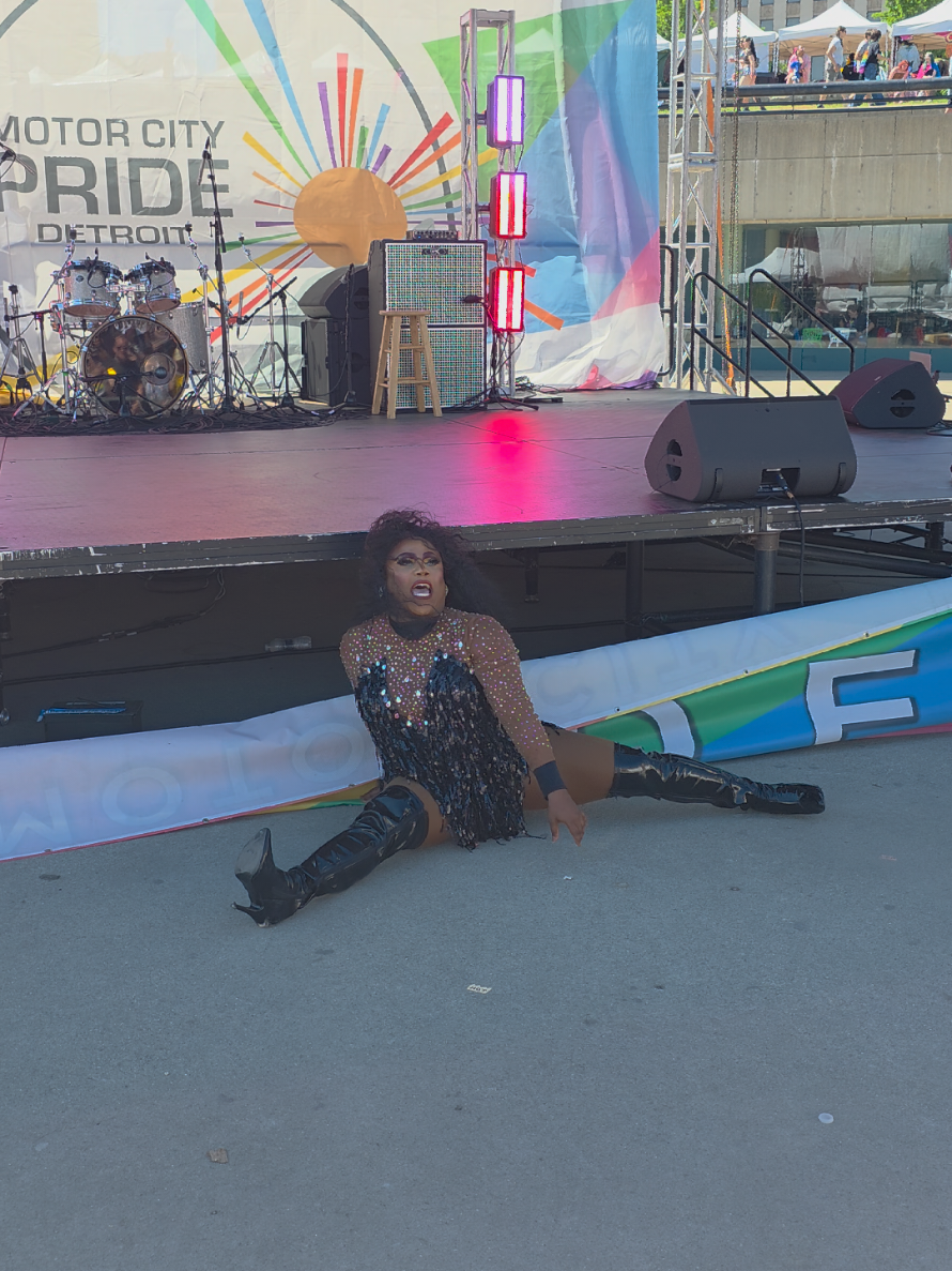 @DavidLovesDrag OK!