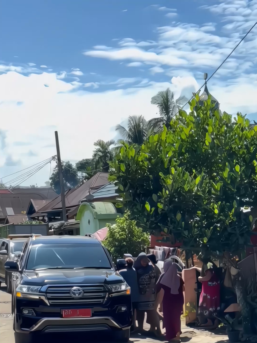 @Gubernur Merah Putih